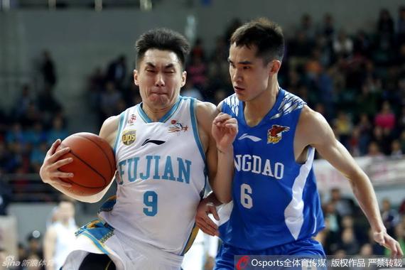 爆发激烈对抗，双方坚持不懈争夺胜利的简单介绍