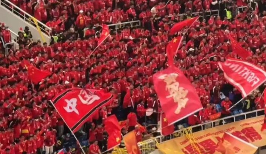 爆发激烈对抗，双方坚持不懈争夺胜利的简单介绍