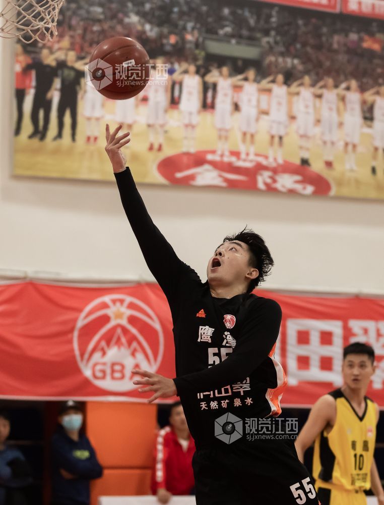 江西男篮在比赛中实现大逆转，壮绝胜利的简单介绍